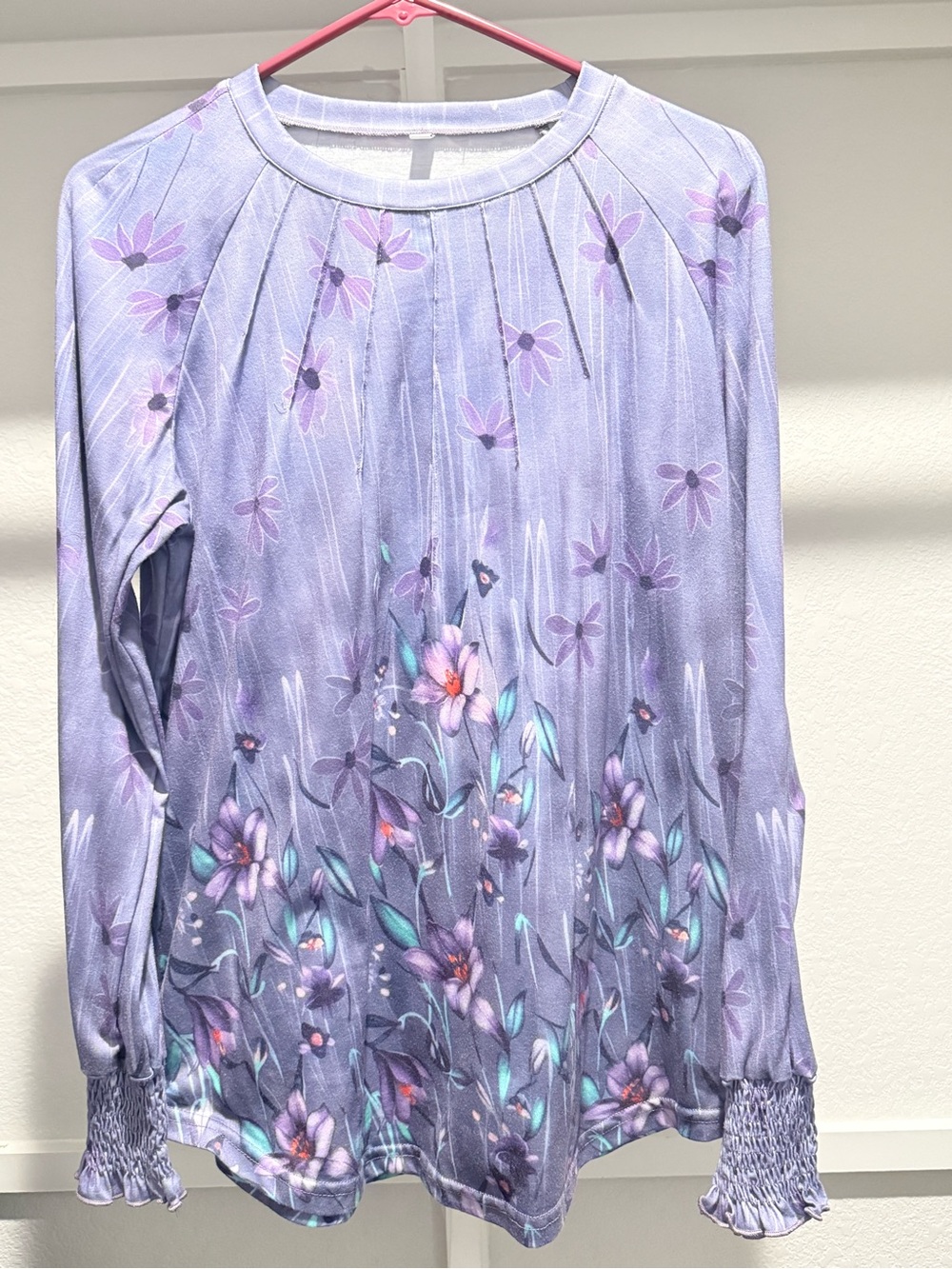 Women's Lavender Floral Long-Sleeve Top